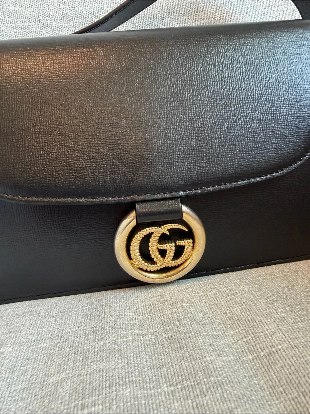 Gucci sleek black